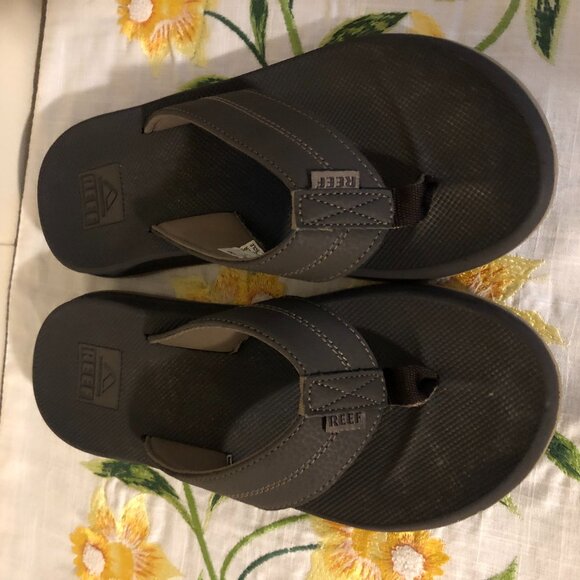Reef Other - Men's REEF Brown Flip Flops Bottle Openers ~ Size: 7 Sandals